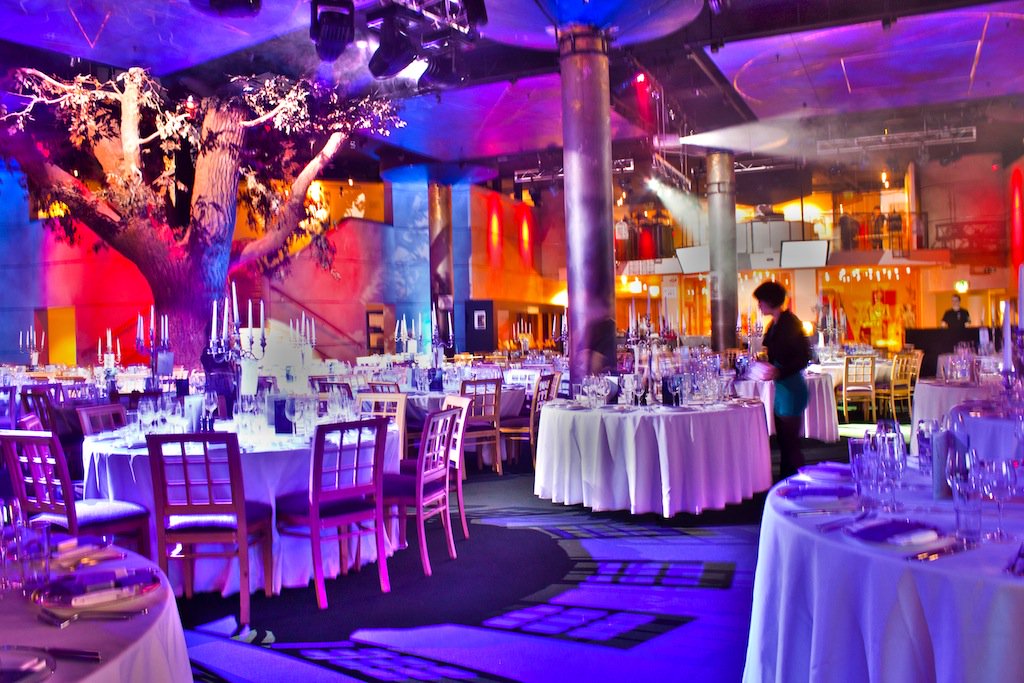 Pure_Consult's tweet photo. Stunning client dinner in the #Underglobe @swanabout last week. Brilliant #christmasparty venue as well #eventprofs https://t.co/OV5eosaBJo