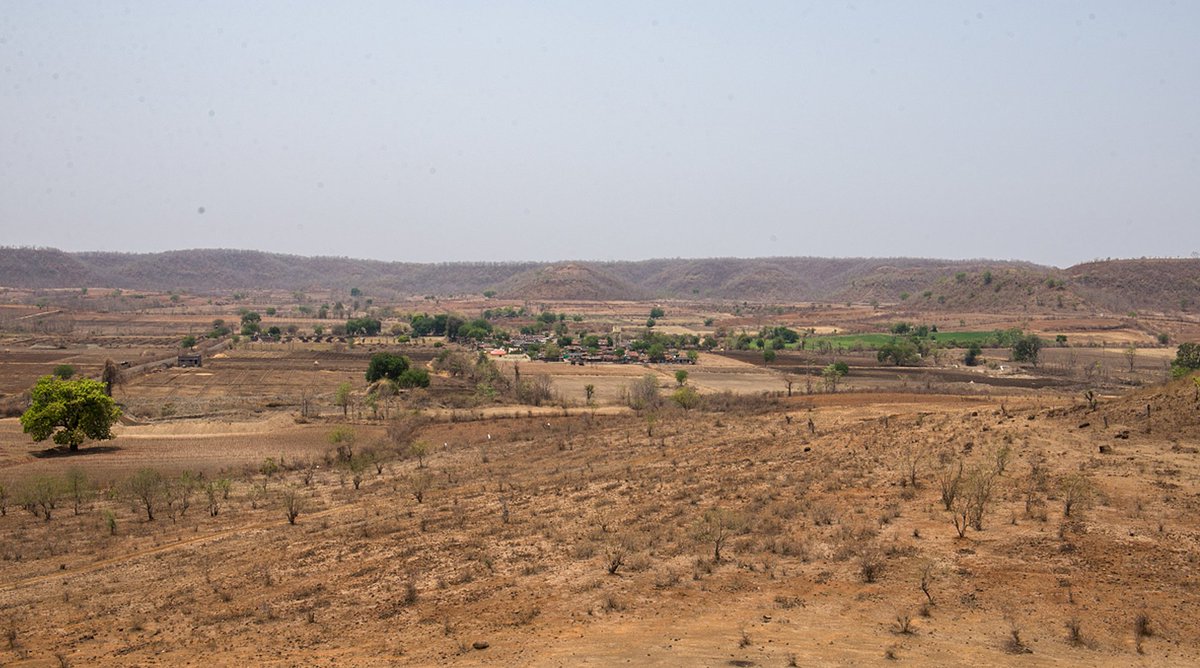 Dürre in #Indien: 300 Millionen Menschen leiden an Wassermangel! worldvision.ch/newsroom/news/…