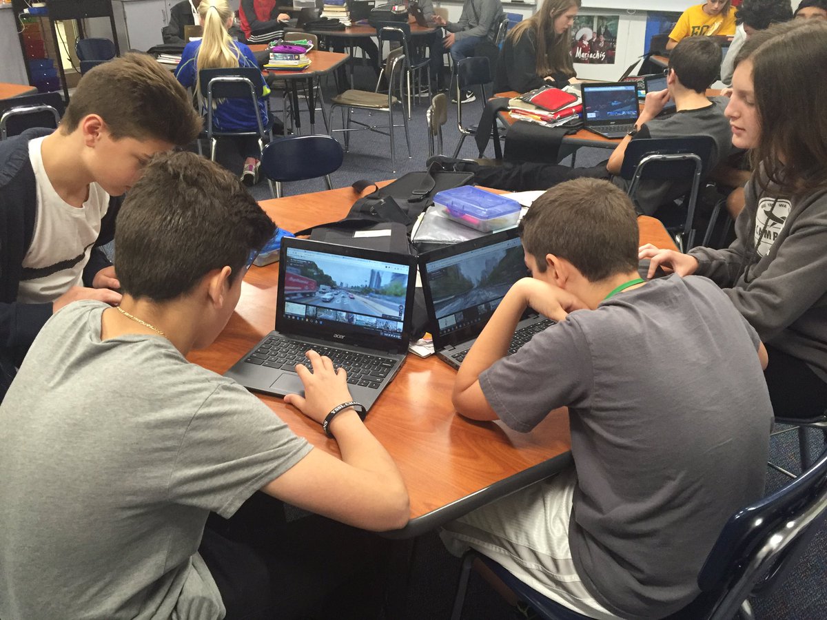 LorchFJHS's tweet photo. Bringing México to my students! A virtual field trip today via #googlemaps @D59Friendship https://t.co/PN8tV6dMEe