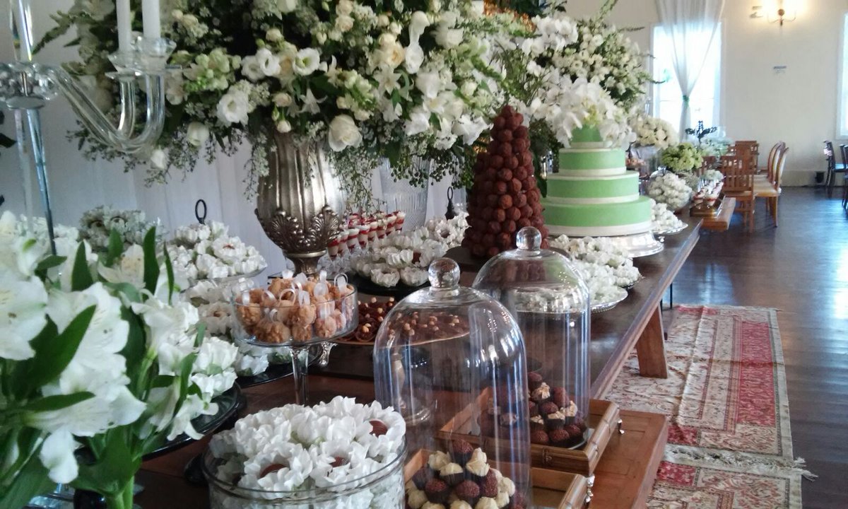 GranBuffetBq's tweet photo. #momentosmarcantes #granbuffet https://t.co/mMo5mdsphq