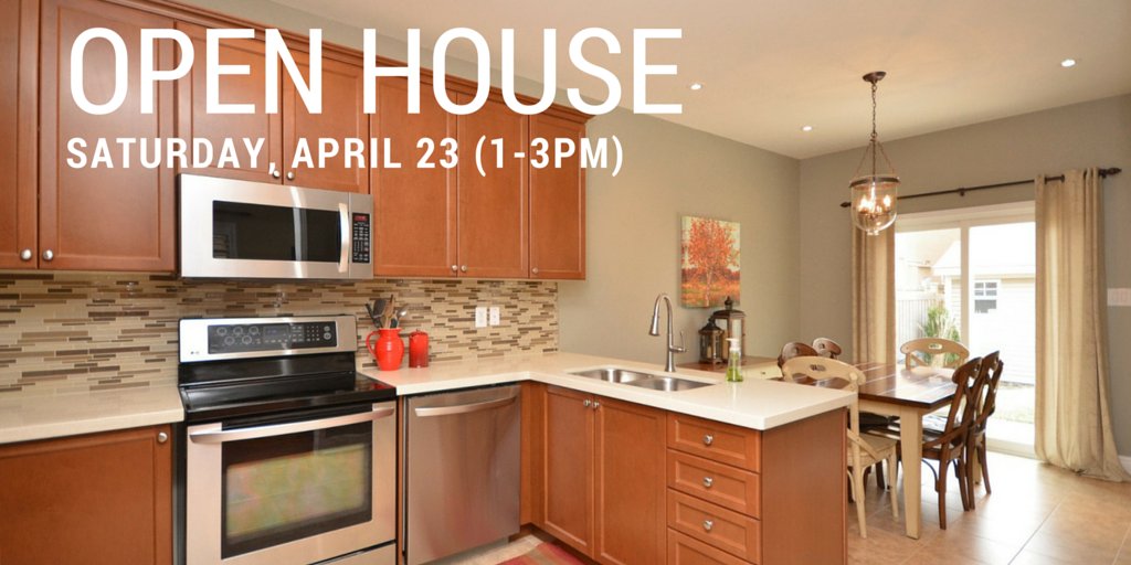 HalNapper's tweet image. New #listing: 3-BR haven w/ hardwood floors, solid oak staircase, &amp;amp; gas F.P. More info: bit.ly/1VH90sK