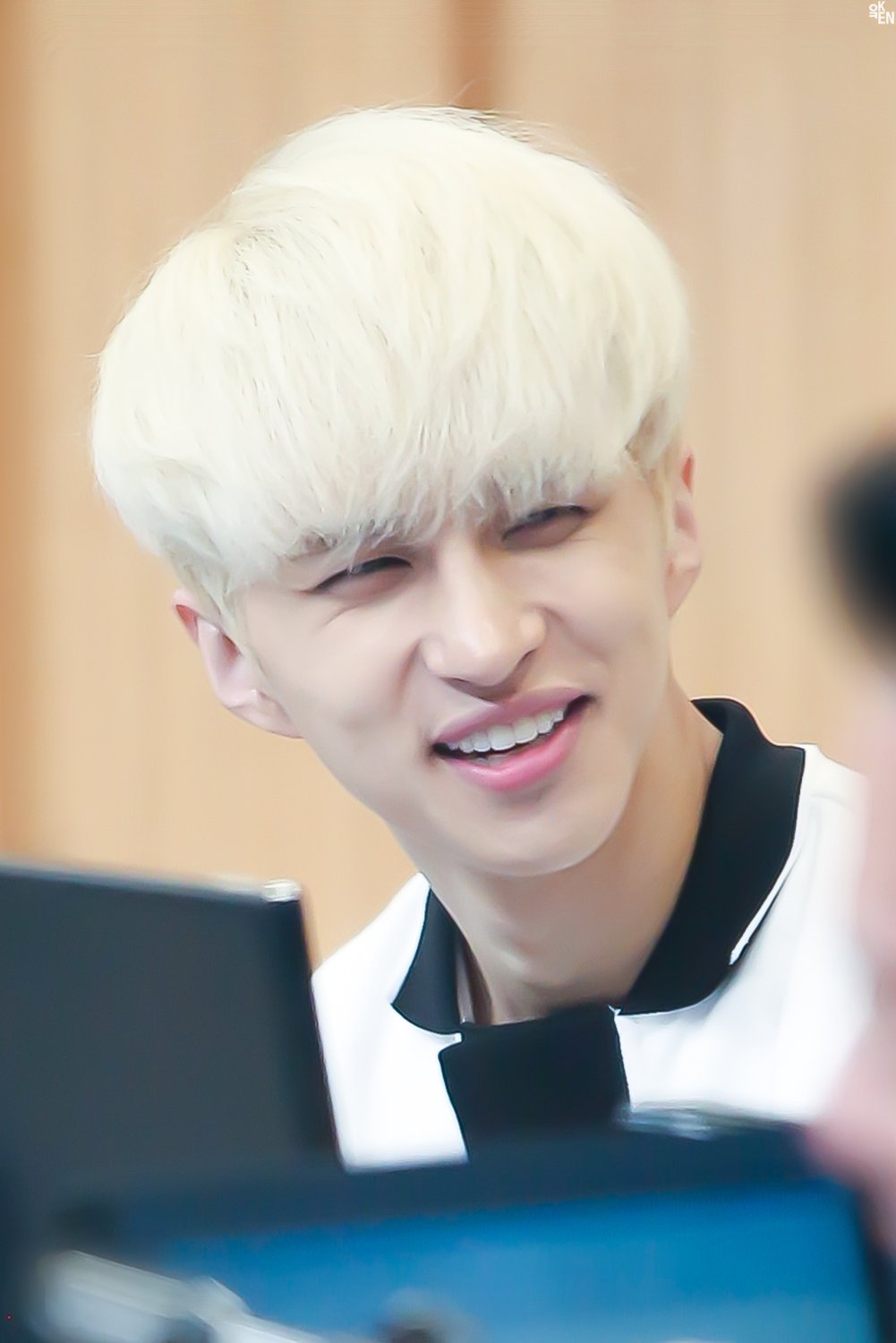 CgqPyEmU0AAKUeh.jpg:orig