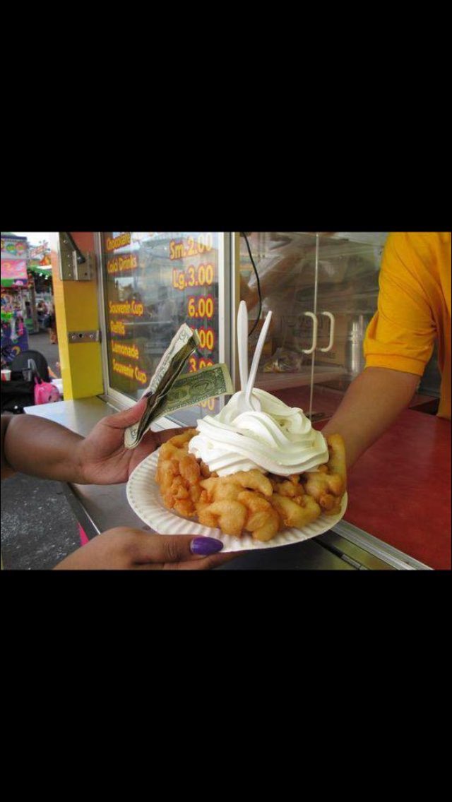 bryannatomasko's tweet photo. Almost that time π π‘π ππ¦ #StateFairMeadowlands #ByeSummerBod #HelloFunnelCake https://t.co/dFdCihfLzW