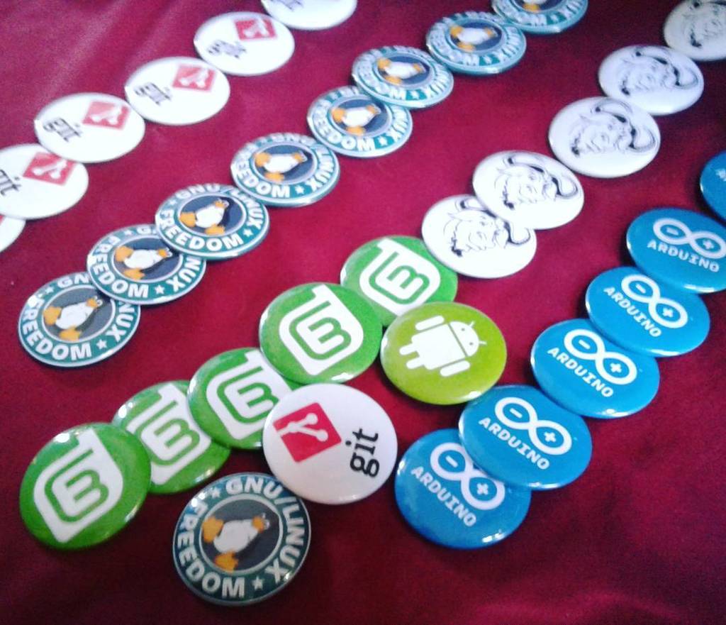 insta_arduino's tweet image. ift.tt/1YLbYKt - Pines! 😍

#teamGIT #git #linux #arduino #android by daynestorm @ ift.tt/214zPGB