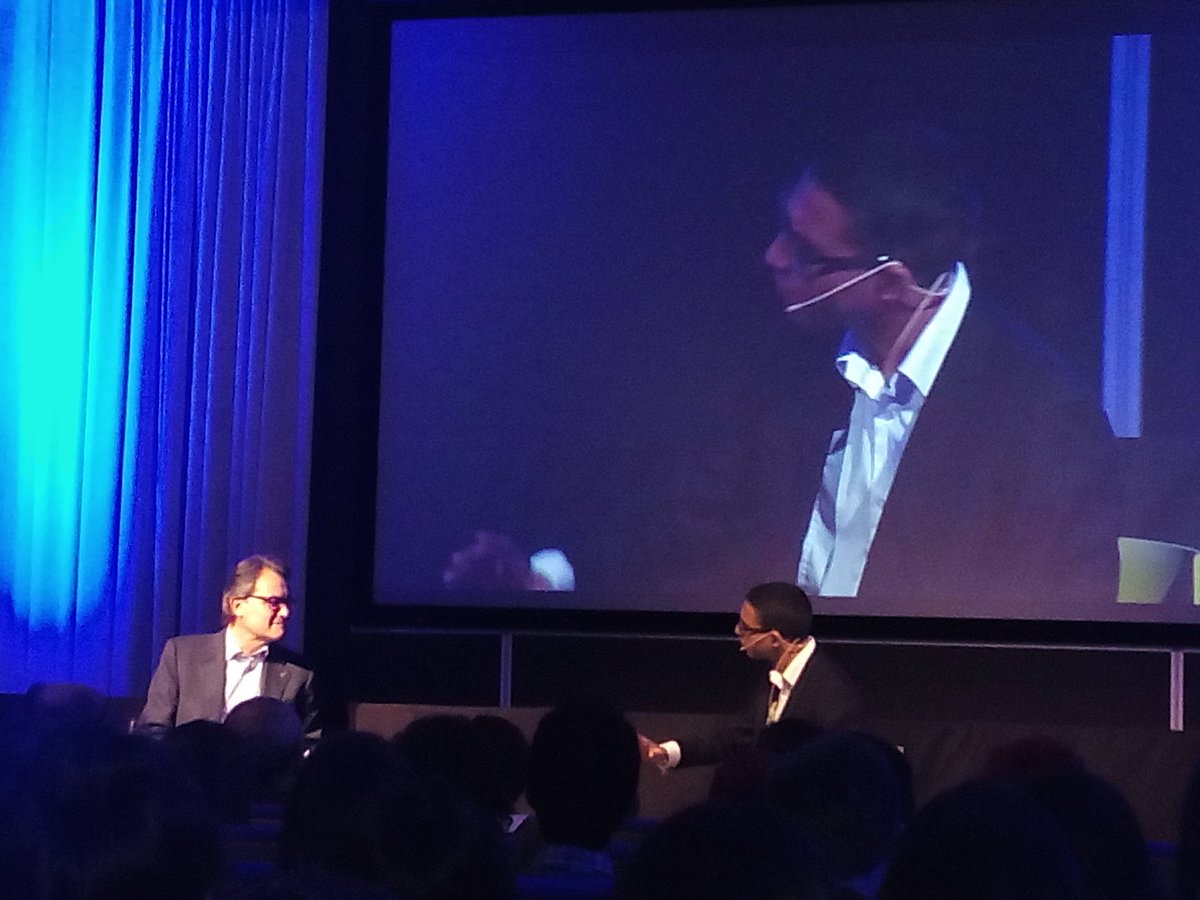 AnaLuciaOlivos's tweet photo. En @MohamedElAmrani entrevista a Artur Mas a #POWERBCN2016 https://t.co/Wo9VltdvW8