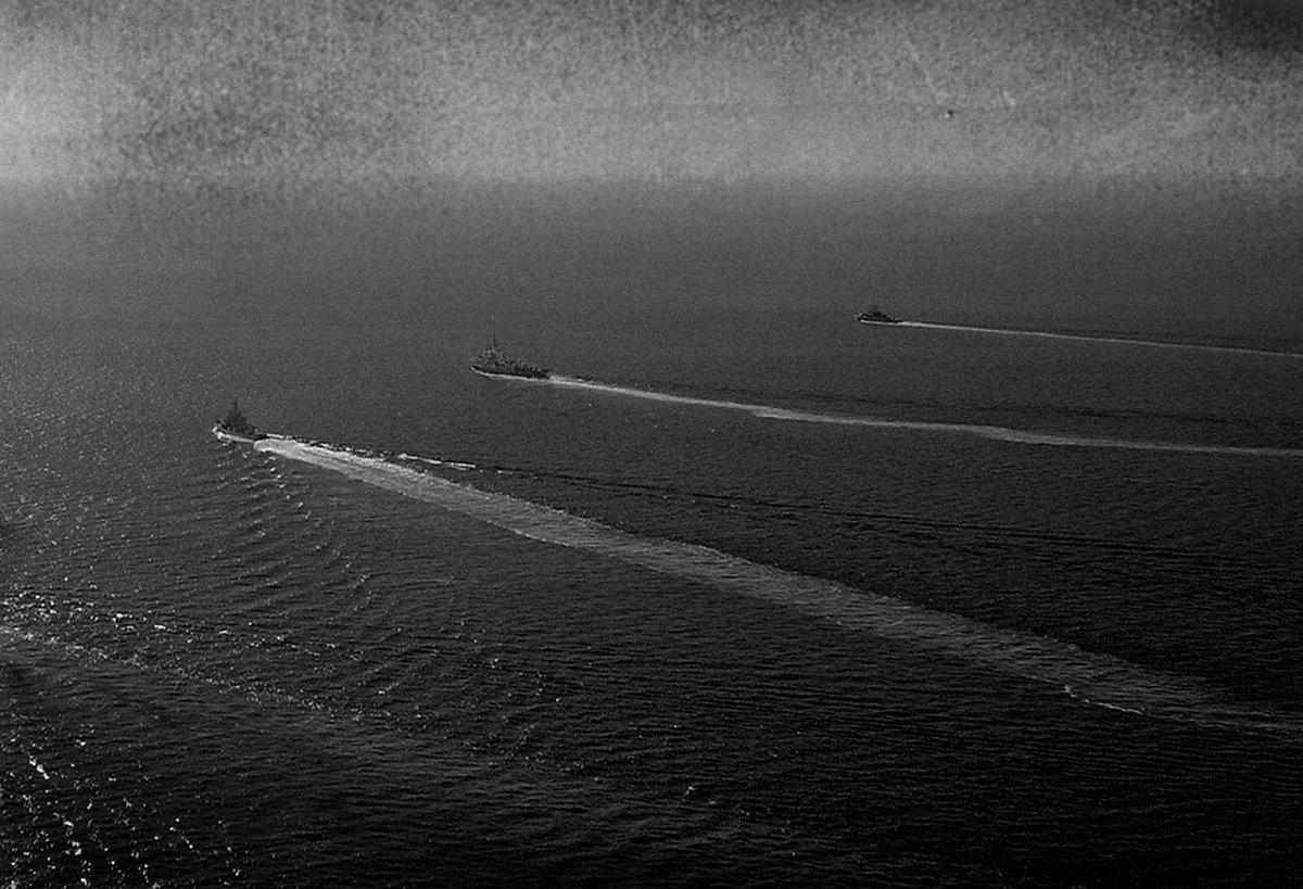 RealJohnRice's tweet image. Philadelphia Experiment made 1st atom bomb &amp;amp; jump-room tech used to teleport SS Eldridge 1943 #breaktheprogramming