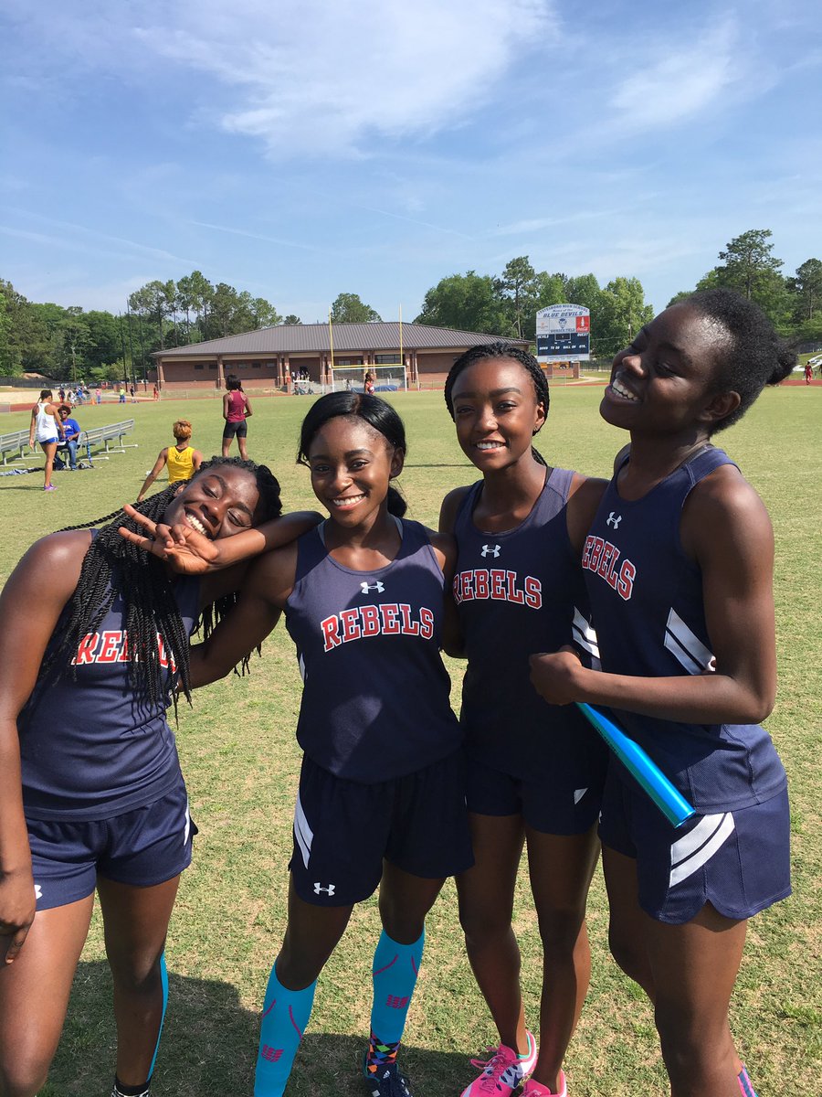 ECHSTrack's tweet image. The @echsrebels 4X100 Meter Relay finished 3rd in Region and qualifies for Sectionals! #RunHam