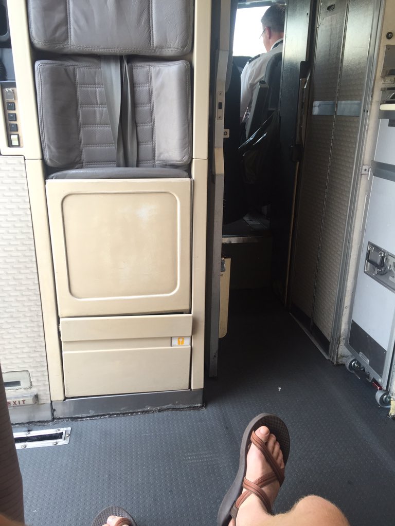 EZshalaway's tweet photo. Plot twist! Somehow we are seat 1A ! Unbelievable! Not what Im used to b I'll take it! #frontoftheplane #JudasPriest https://t.co/3XPTe4ygAo