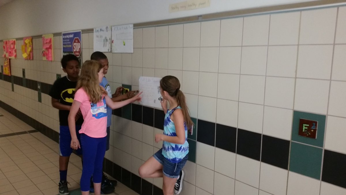erdelyr's tweet photo. 5th grade creating and presenting their flow maps on healthy eating and healthy planets #aacps #crftmeadows https://t.co/imMmSSdC1L