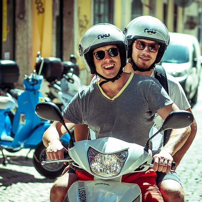ilovebairroalto's tweet photo. #superlisboa #bairroalto #lovelisbon #sunnyday #followme #follow4follow #cool #scooter #rent #rents #lisboa #lisbon… https://t.co/xbpHSHh5fa