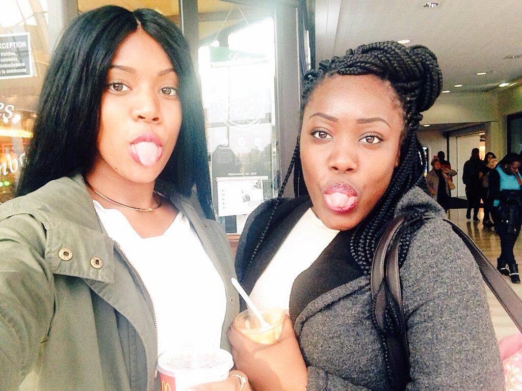 Post_Bad_Malian's tweet photo. Alala Les peuhl 😔😭😂🍫😍😍😍😍 https://t.co/PdJHmeiOvU