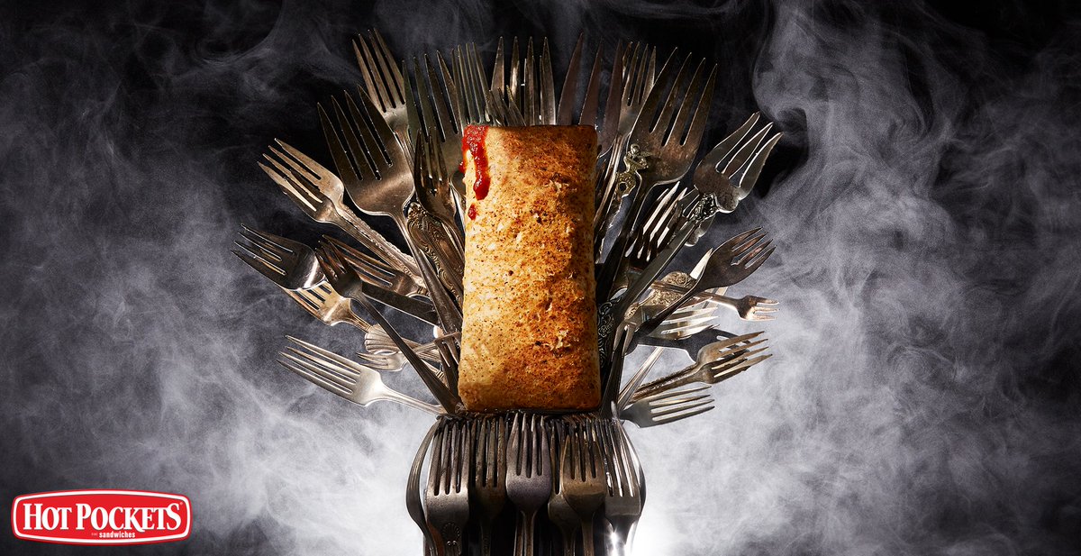 hotpockets's tweet image. Much mozzarella has been shred to win the throne. 🔪