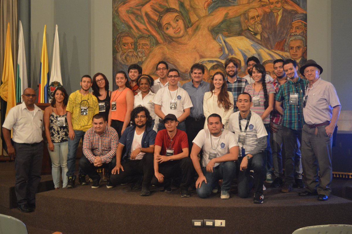 fminas's tweet image. . @fishackathon Medellín 2016. ¡Inicia la competencia! #codeforfish
