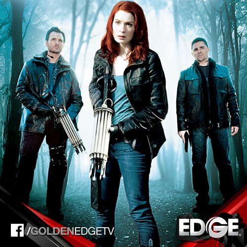 GoldenEDGEtv's tweet photo. Una descendiente de Caperucita Roja le revela a su novio que es cazadora de hombres lobo.#RedWerewolfHunter 05:55hrs https://t.co/AJQBtNeqEm
