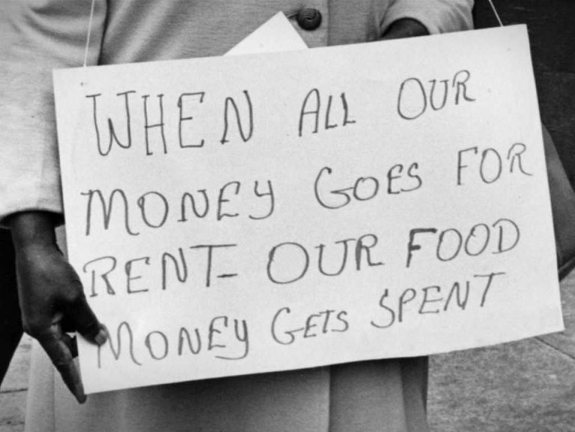 XiishH's tweet photo. @SociologyTheory the working poor #soc002 https://t.co/j83imyTFbw