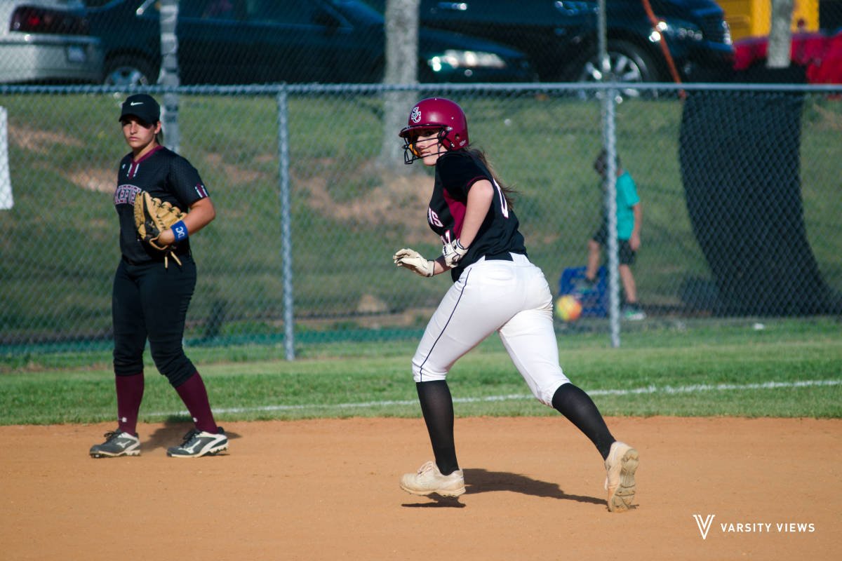VictoryViewsNC's tweet photo. Photo recap from the Wakefield vs South Central varsity softball game is on Varsity Views! https://t.co/4YHZIduOXr https://t.co/m33z8x8DSU