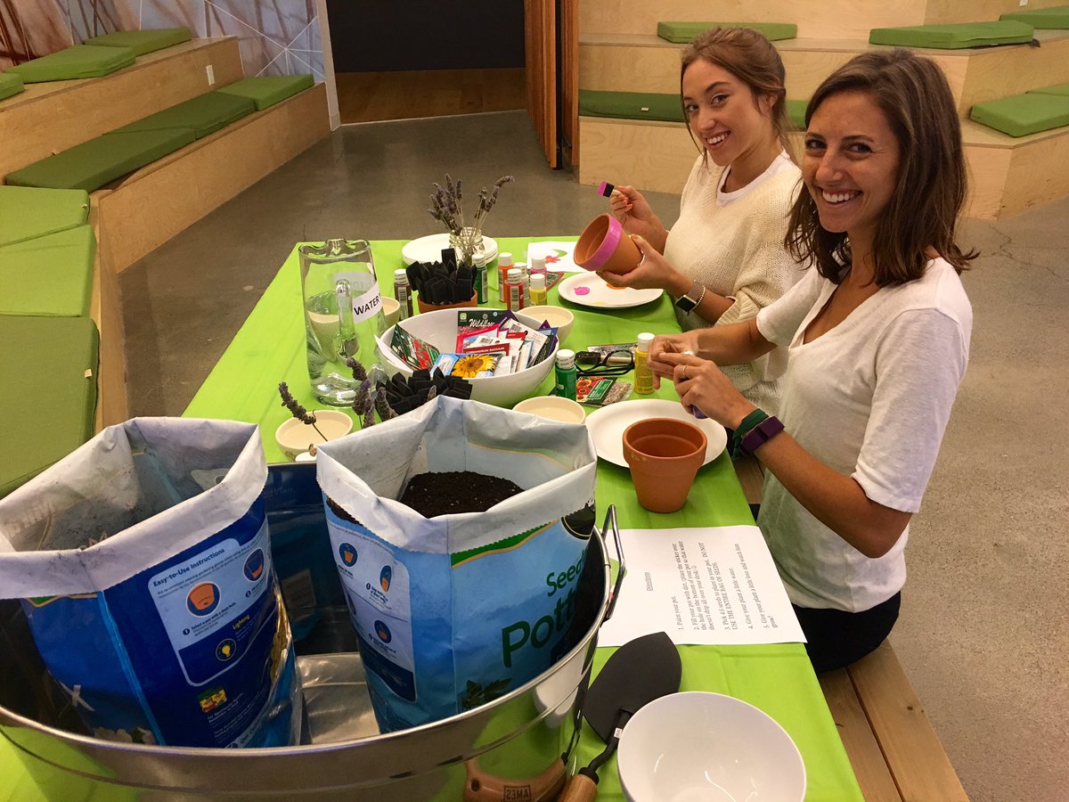 bcgx_'s tweet photo. #EarthDay at #DVMB https://t.co/wvagsXUtFR