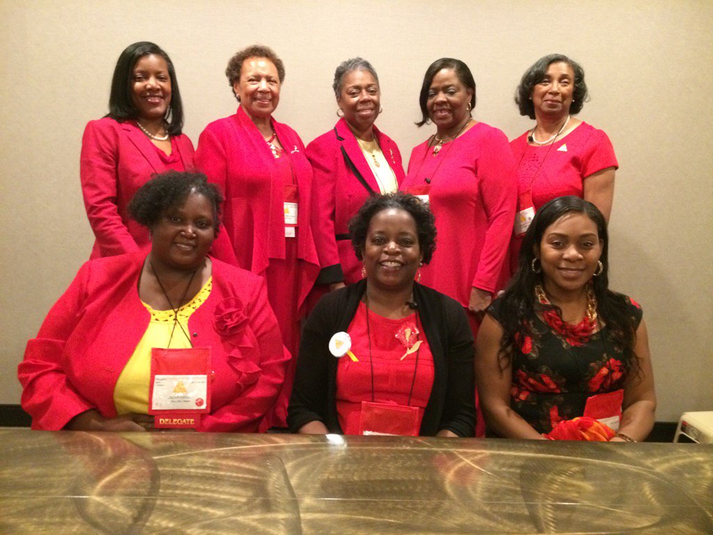 TeachPLV's tweet image. @nspdkinc RAP dinner. Proud to represent #rhochapter as a panelist talking about digital learning!