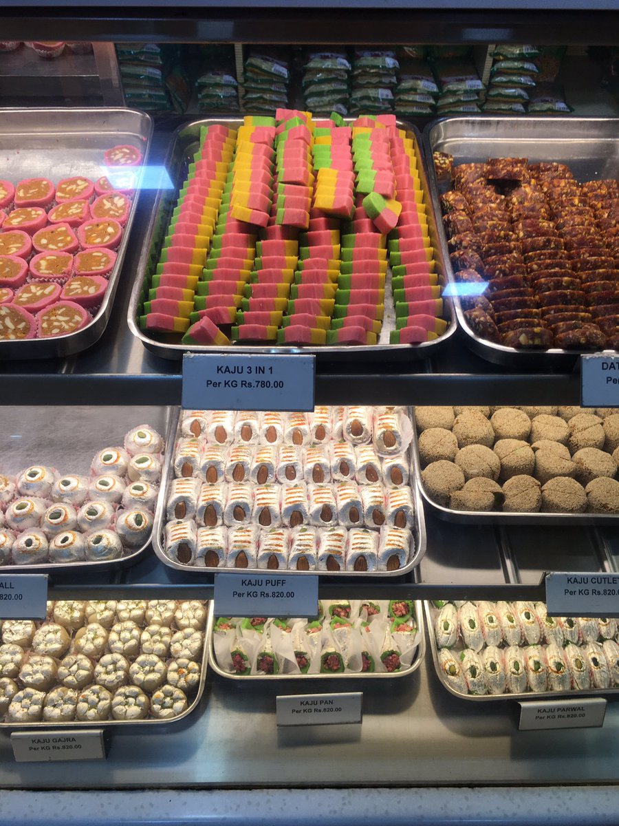 katyalaks's tweet photo. In #India and getting our sweet fix on our way home to Aus tonight. #smmw16 you fantastic 👌🏻@SMExaminer https://t.co/JnEzfObKSF