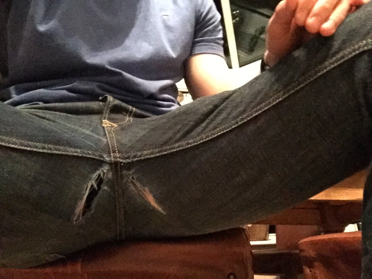 TheRealPHynes's tweet photo. Tried to bust a shape to impress the lads but ending up splitting my pants 😕 #bigsplitter 😂 https://t.co/IF8z5JA4HN