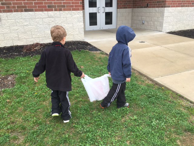OtsegoPreK's tweet photo. Preschoolers helping clean up our school! #otsegoknights #HappyEarthDay #dontworrywewashedourhands https://t.co/KGb4nChj1k
