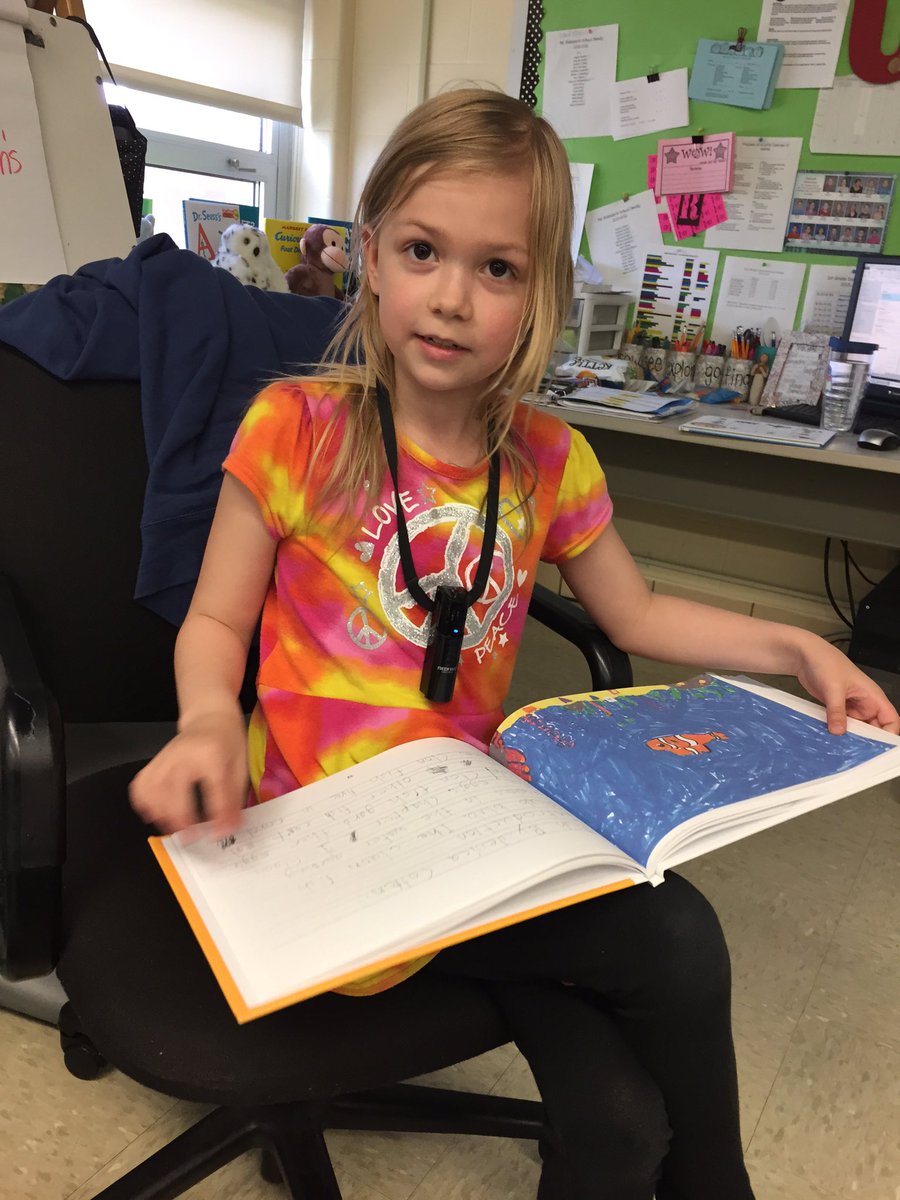 msreimler's tweet photo. Reading our published animal stories! #cpsbest https://t.co/GfQCoGpn4Q