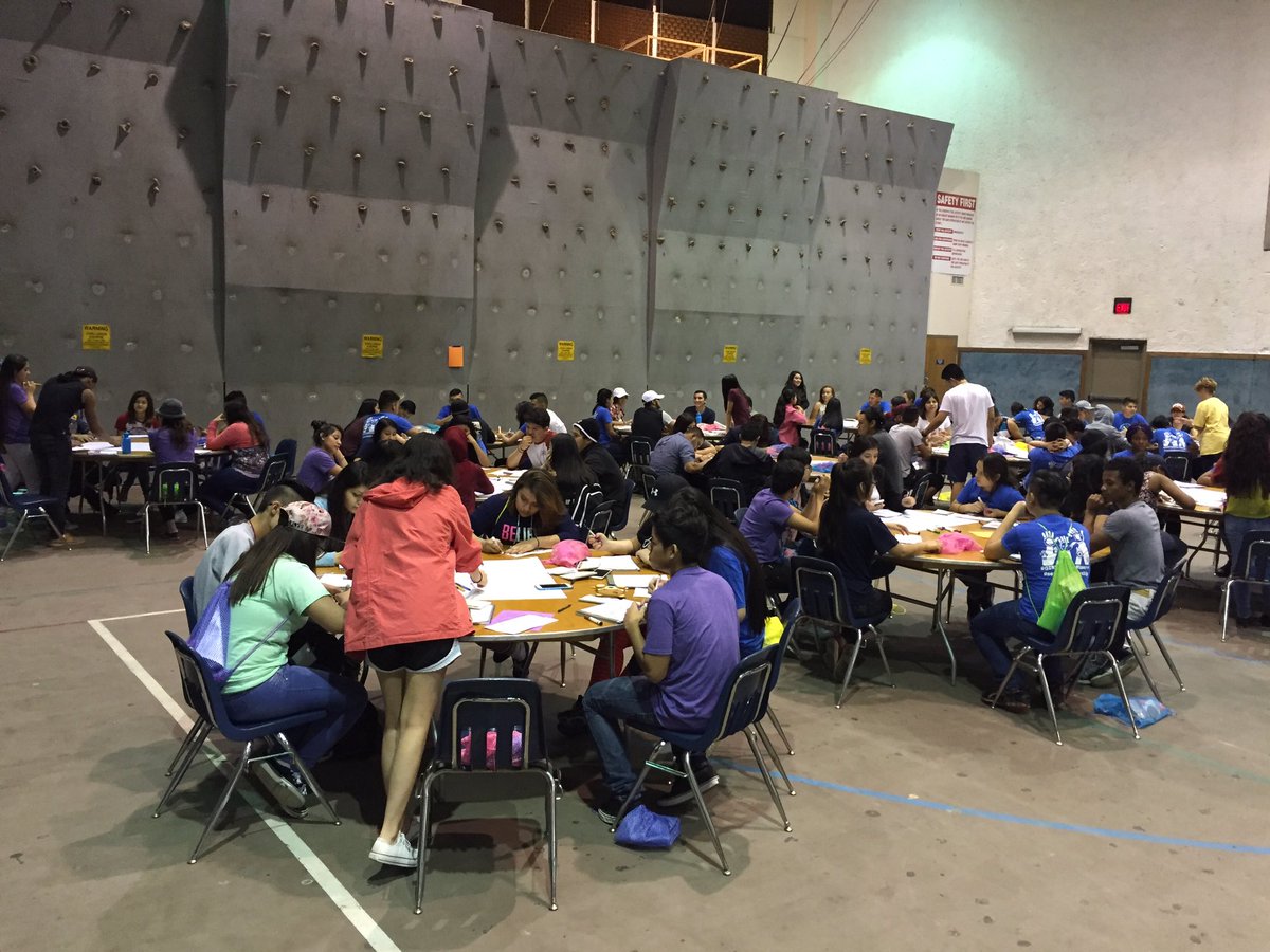 loryfelpabelona's tweet photo. ESL LEADERSHIP CAMP's communities #gisdforELLs #iserve #ellLeadership @SGHS_Colonels @gisdnews https://t.co/qKmxTxVcQN