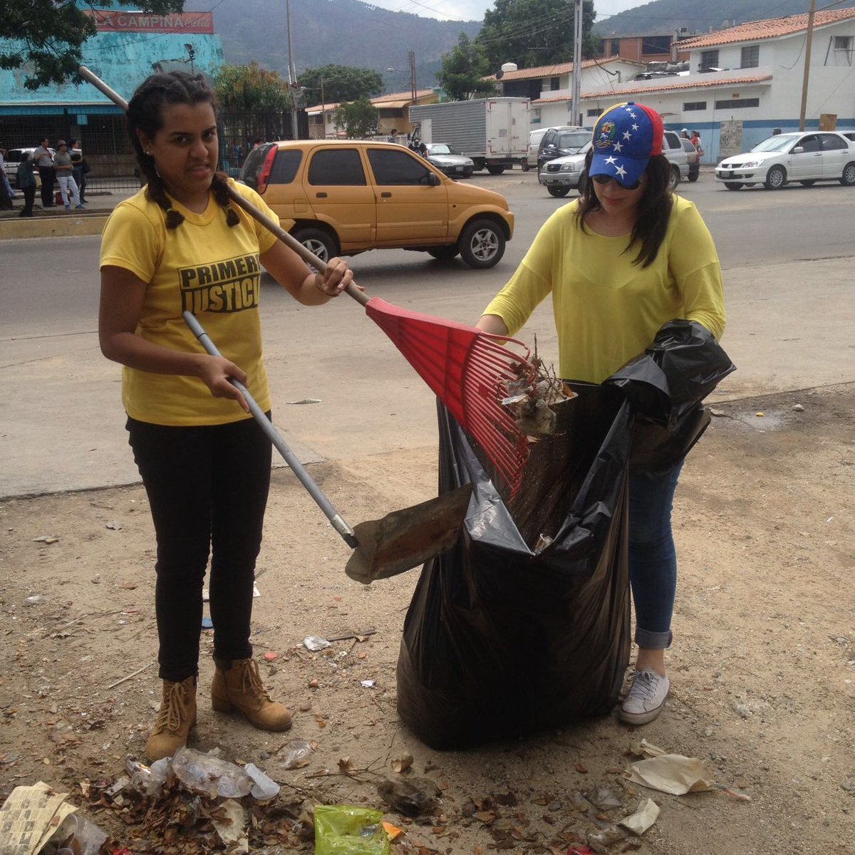 PJNaguanagua1's tweet photo. Pequeñas acciones diarias nos ayudaran a cuidar el planeta, conservemos nuestro ÚNICO hogar. #DiaDeLaTierra https://t.co/1RRMWIOAin