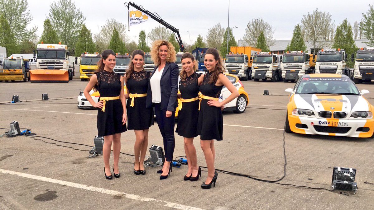 MaykeMayworks's tweet image. Super trots op weer een gave #opdracht van @ChantalEvents voor @MHeezenBV #60jarigjubileum vandaag en morgen! #feest