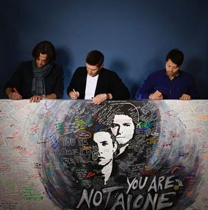 mishacollins's tweet photo. I don't like to be critical, but DC really needs to crack down on its graffiti problem.#YANA https://t.co/NasxeGnNNM https://t.co/cvwHPGnRuT
