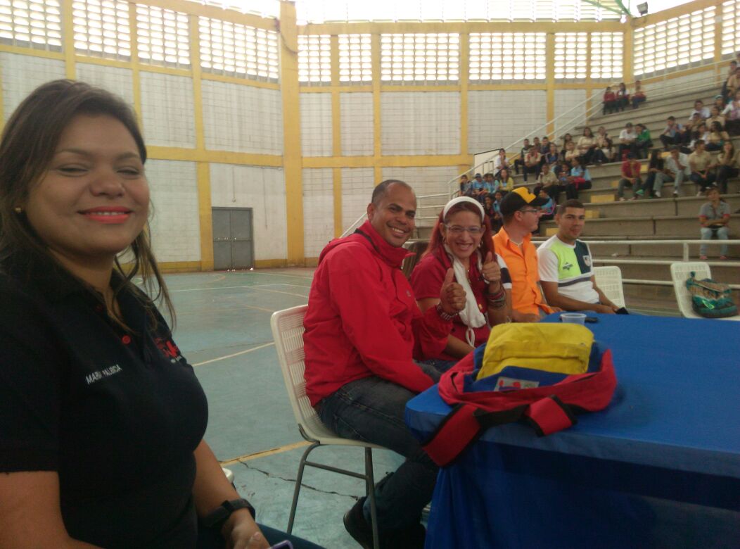 mondazzira's tweet photo. Informando de la importancia del Registro en el SNI-2016, para los que aspiran ingresar a la educación universitaria https://t.co/pAd4sNREQm