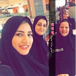 Soufiya11's tweet photo. والدة نونا وديدا منورين حلوين و طيبين زاي بناتهم وعمرة مقبولة انشاء الله و لعقوبة لينا 
#haidymoussa
#hananeElkhader https://t.co/CA8tRw0Xl5
