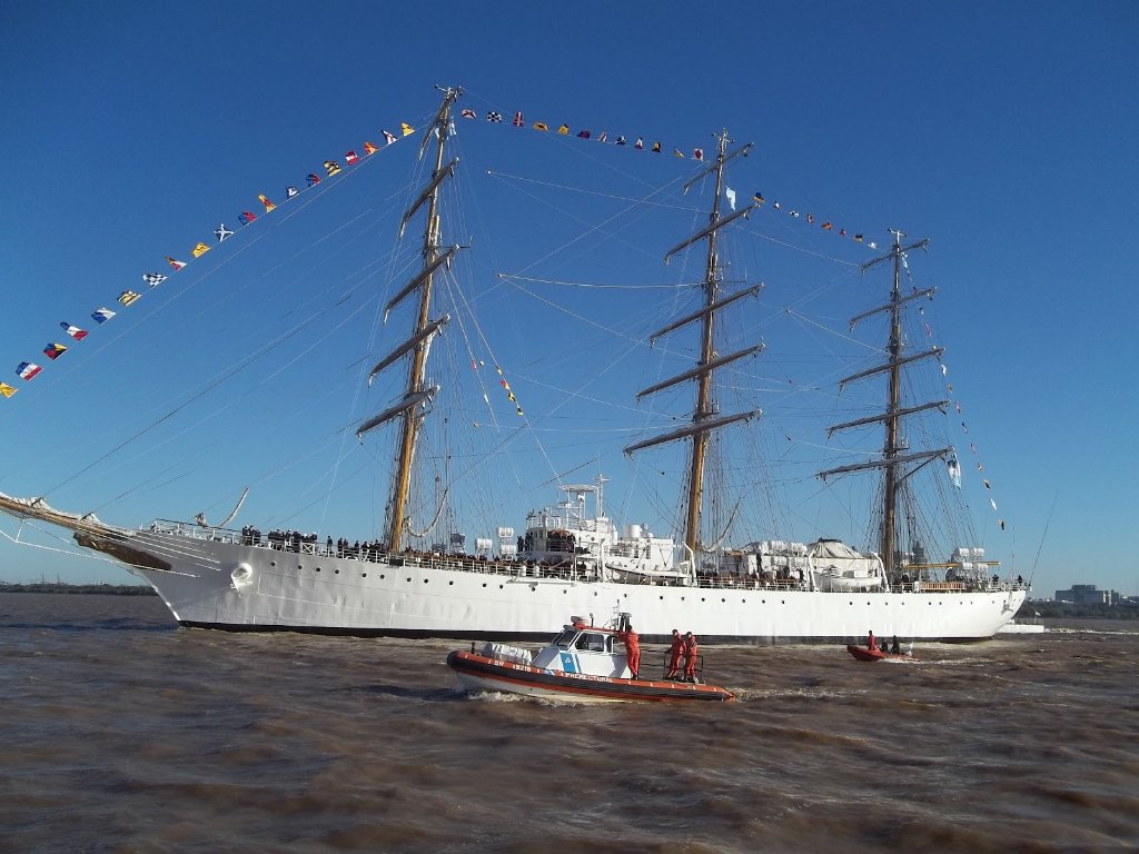 Mañana a las 8:30 zarpa la Fragata ARA Libertad para dar inicio a un nuevo Viaje de Instrucción