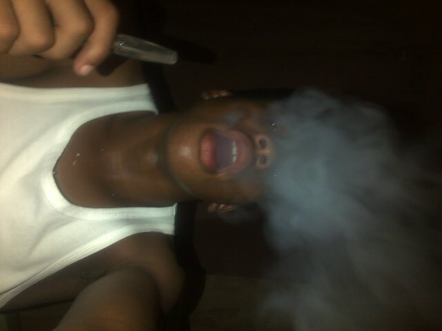 macmillionaire3's tweet photo. Hookah sessions https://t.co/P6UQ9W5Cjl