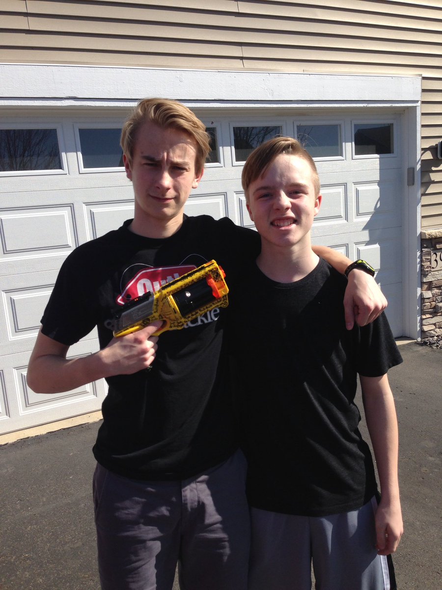 benluder's tweet photo. I of fully consensual killed Broccoli of the apaches #freeyourmind #fullyconsensual #suhdude @wactownnerf16 https://t.co/zFVvS7S7RW