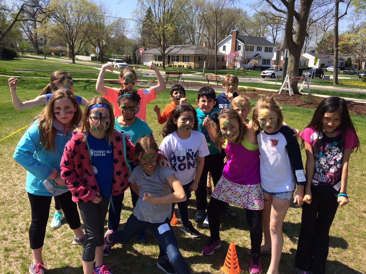 SMI_Victory's tweet photo. Awesome day at Forest Glen Elementary ☀️💪🏼 a full day of bootcamp for their High Interest Day...the best 👍🏼 https://t.co/TfkMQVYxgG