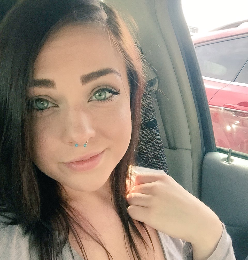 It's about time for some sun up here!!! #cute #eyes #septum #funinthesun https://t.co/Oo4dUUV6FR