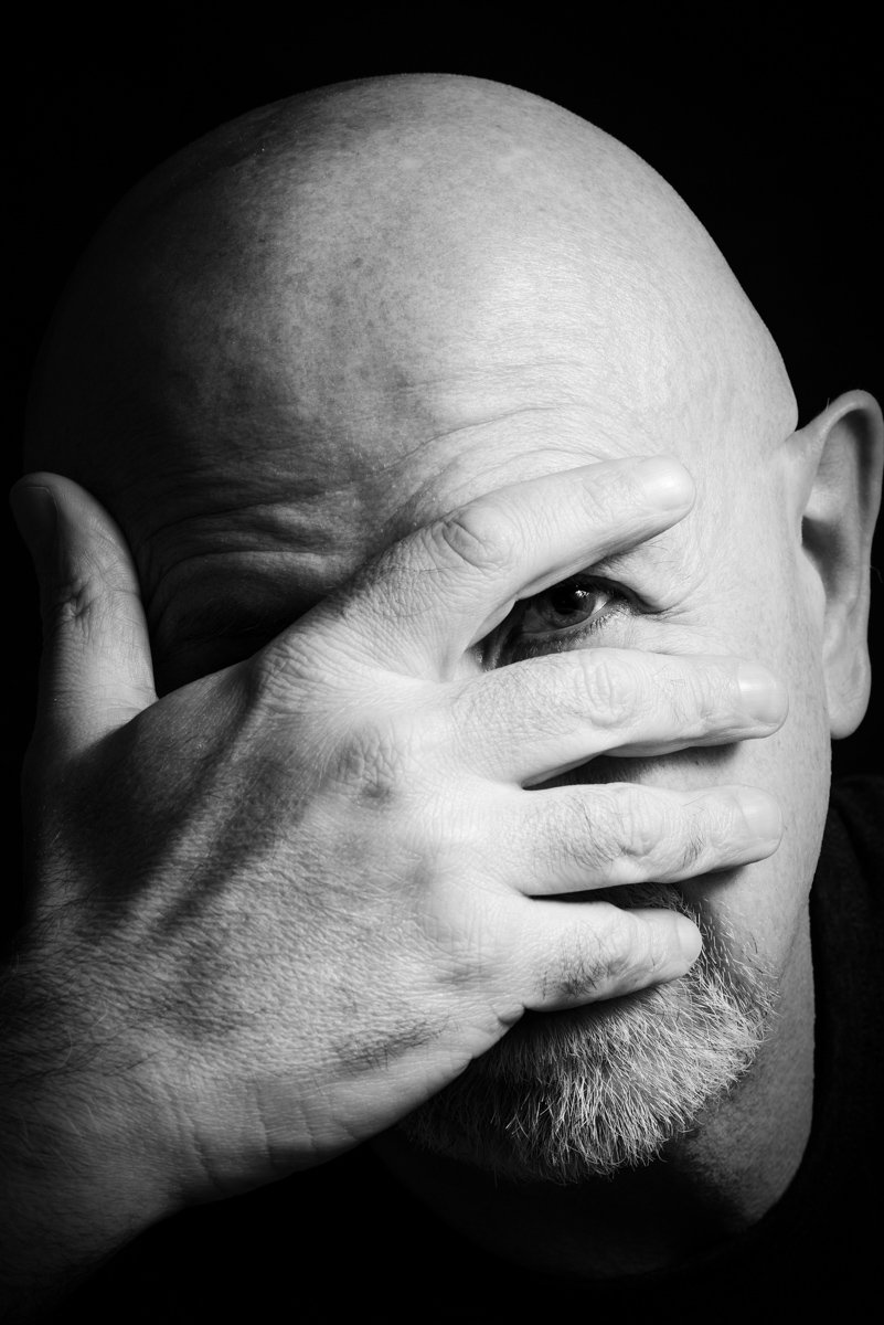 viamarit's tweet photo. Last #selfportrait. Welcome follower! @svans71 @svans71 @svans71 @jhowellphoto @PhotoshopInsp @NinaMalone https://t.co/NslqSzyh5O