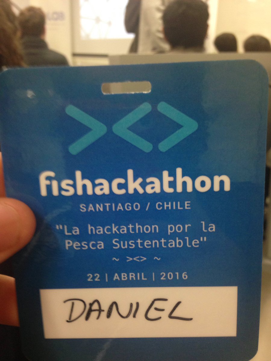 dochoaj's tweet photo. Demo time at @FishackathonCL #codeforfish #fishackathonChile  #comeon https://t.co/FCuE5WtFKL