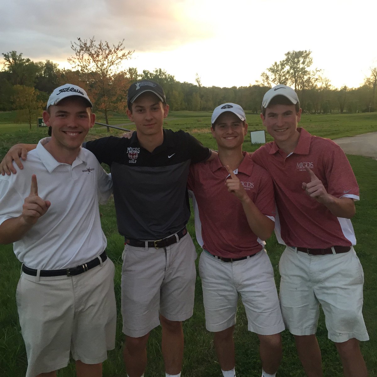 MICDSAthletics's tweet photo. Boys golf just racked up another win!
#keepgoinglow https://t.co/MSy5S0MdQW