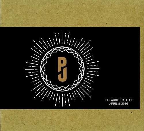 PearlJamCOL's tweet photo. #PJBootlegs for #PJTour2016 will be available soon at #10C https://t.co/w87Ct8OpK4