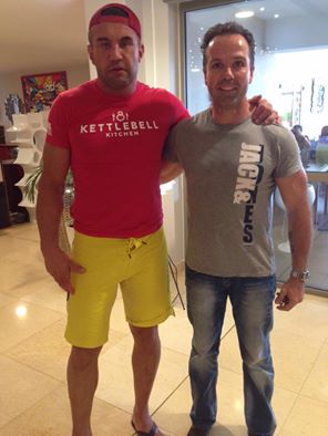 RoyalAmazonia97's tweet photo. Jérôme LEBANNER, champion du monde de Muay Thai et de Kickboxing au #RoyalAmazonia https://t.co/bOL5XHNG0G