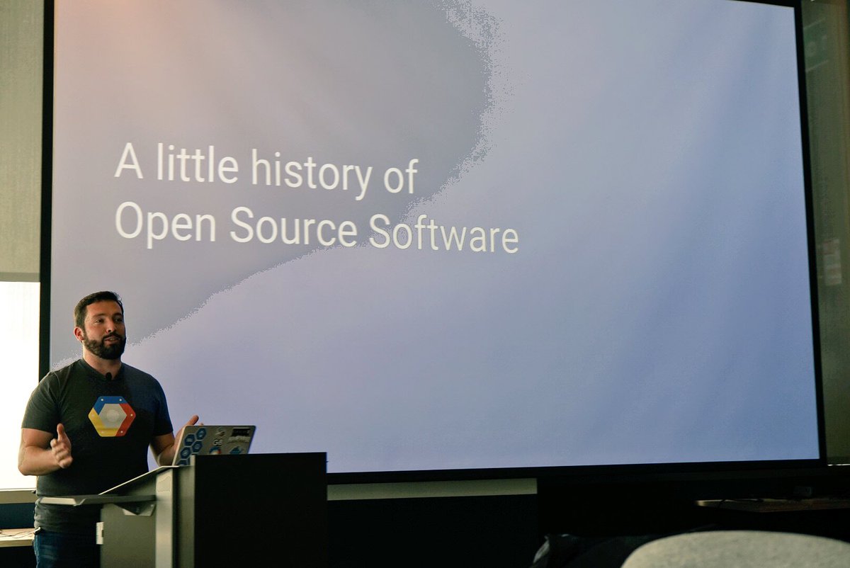 keen_io's tweet image. Next up, @francesc give us little history of OSS and how @google is involved in the ecosystem.