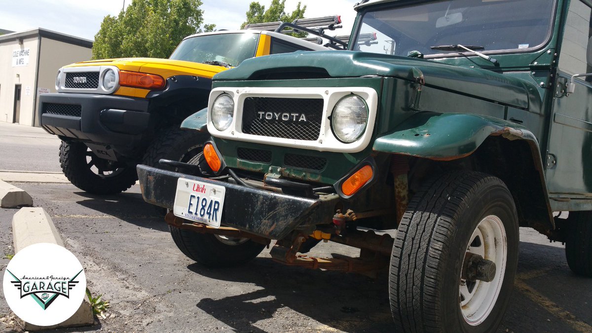 afgauto's tweet photo. Old School vs. New School.  Which would you choose?  https://t.co/MblCYRimPy https://t.co/0sDaGQlZm1