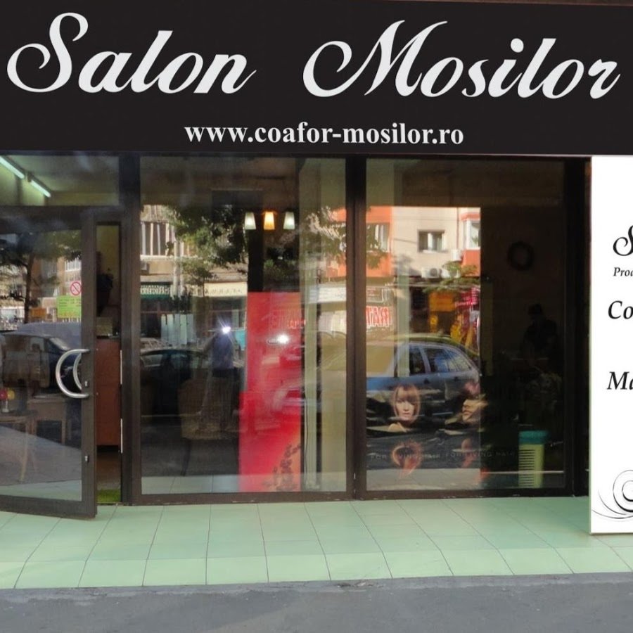 gazettenet's tweet photo. SALOANE DE MACHIAJ CALEA MOSILOR https://t.co/WjjzFDShUh