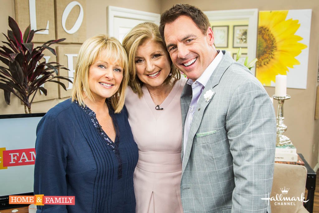 ariannahuff's tweet photo. W/ @HomeandFamilyTV's @CristinaCooks &amp; @MarkSteines after our convo on why everyone should prioritize sleep at home https://t.co/hl2lEGVUA2