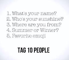 shadowwolfmage's tweet image. 1. Ruka
2. My family
3. That doesn't matter... *grins*
4. Summer.
5. :)