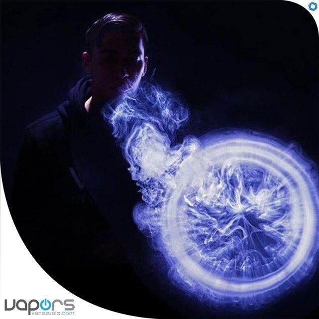 vaporsvenezuela's tweet photo. Vapea e imagina. 
#VaporsVenezuela #Vapors #Vapeadores #Vaporizadores #Vaping #eLiquid #Vapeando #GoodVibes #DripCl… https://t.co/wKsxC19HaF