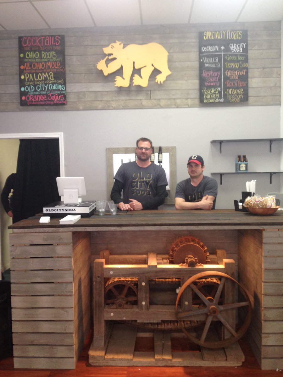 buxsquad's tweet photo. @OldCitySoda - come join Old City Soda and @PlatformBeers tonight! #asseeninCLE #craftsoda #gose https://t.co/ilo1UywfMk