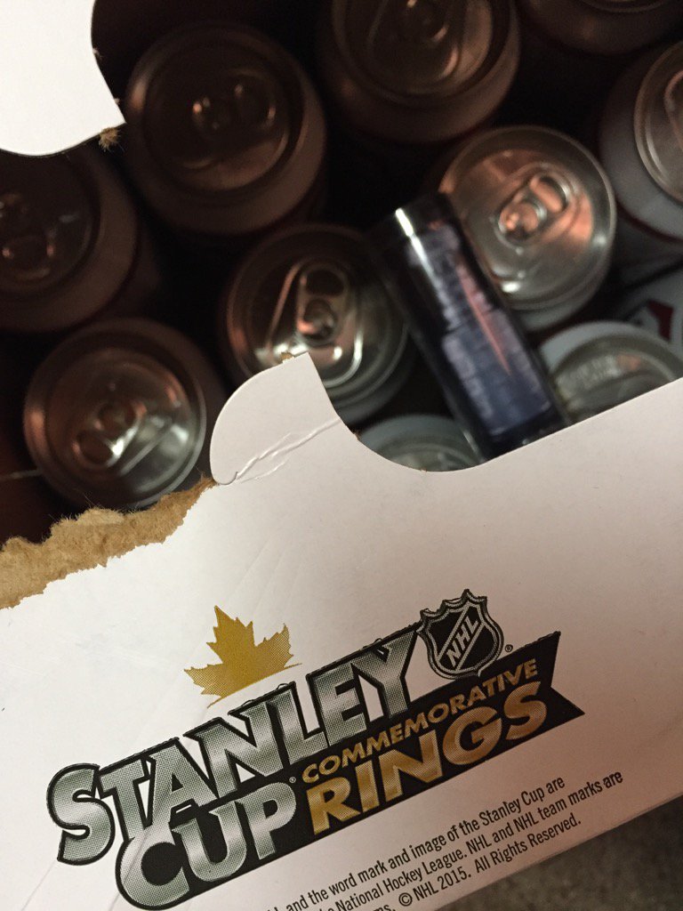 highroad27's tweet photo. It's like Xmas morning @MolsonCoors can't wait to see what I get! #returnofthering https://t.co/emvVY0bAN1